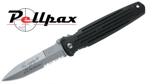 Knives and Blades at Pellpax