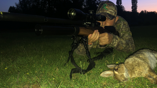 Rabbit Shooting with the R10TH and London Armoury Scope